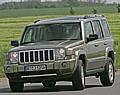 Auch der Jeep Commander aus den Baujahren 2006 und 2007 ist vom Rückruf betroffen.